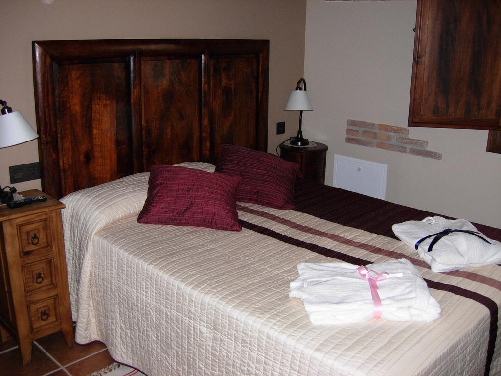 Hotel Rural El Horno De Aliaga חדר תמונה