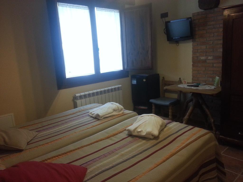 Hotel Rural El Horno De Aliaga מראה חיצוני תמונה