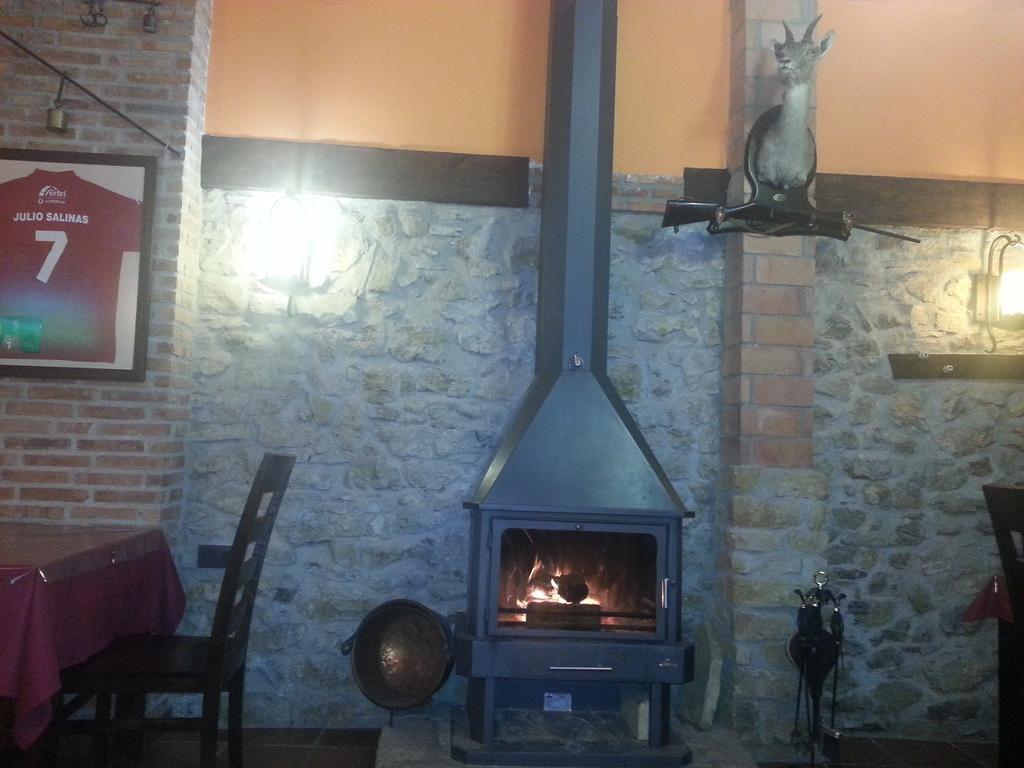 Hotel Rural El Horno De Aliaga מראה חיצוני תמונה